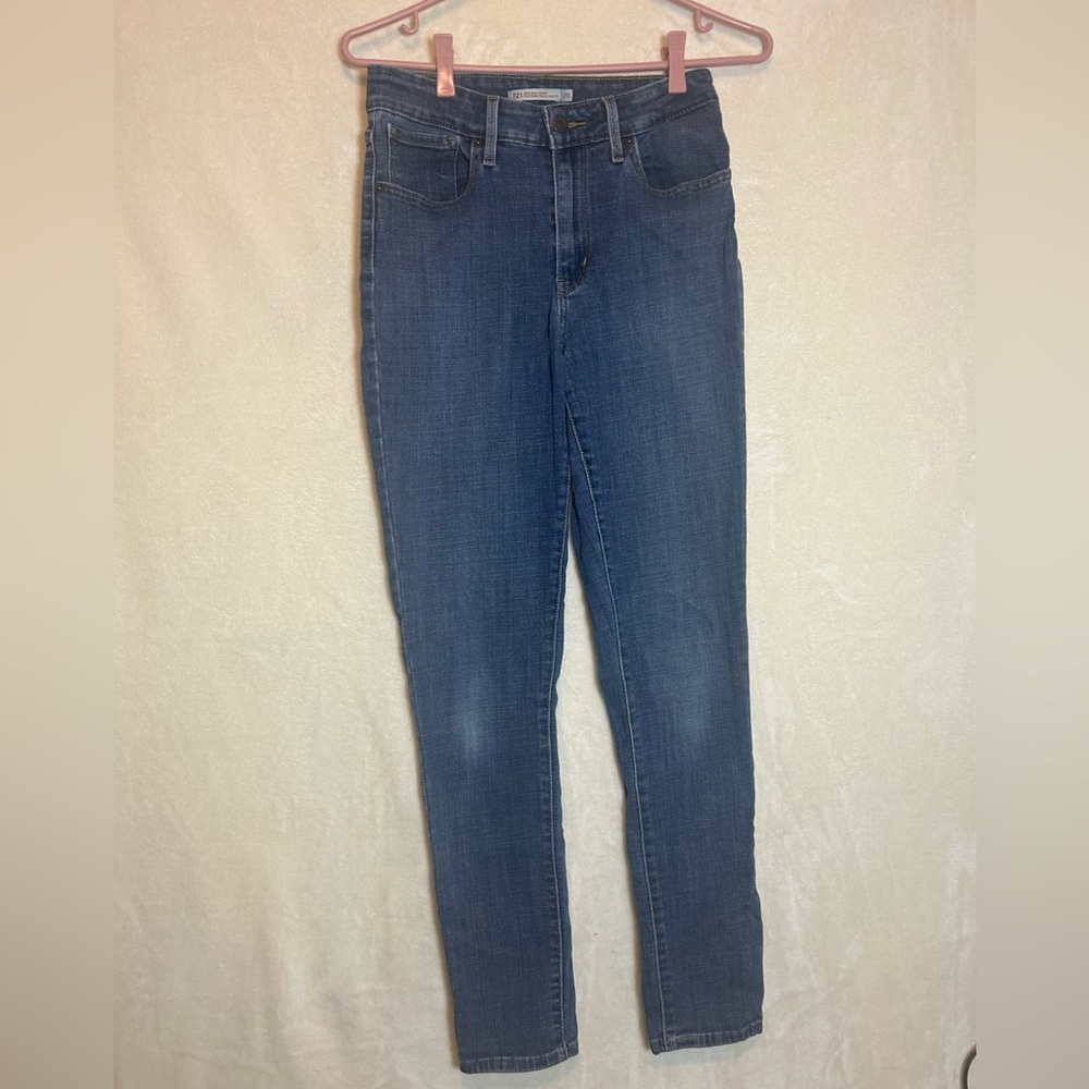 Levi’s 721 High Rise Skinny Jeans